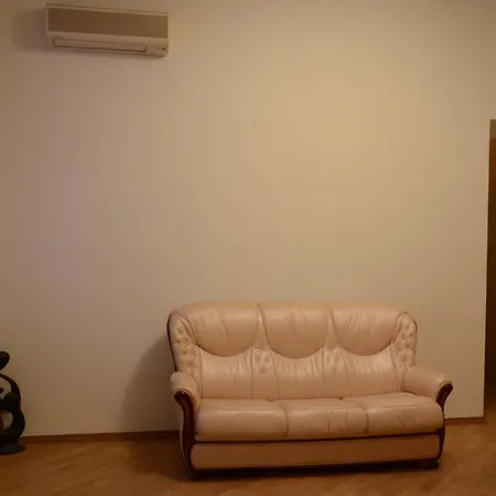 Lejlighed Four Bedroom Odessa